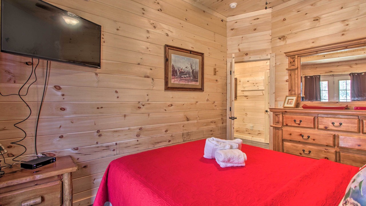 Photo of Bedroom in Chalet Village North