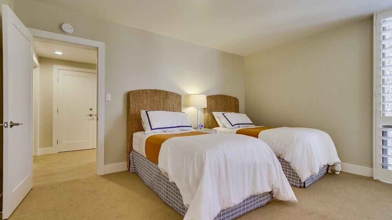 Photo of Bedroom in Crown Point