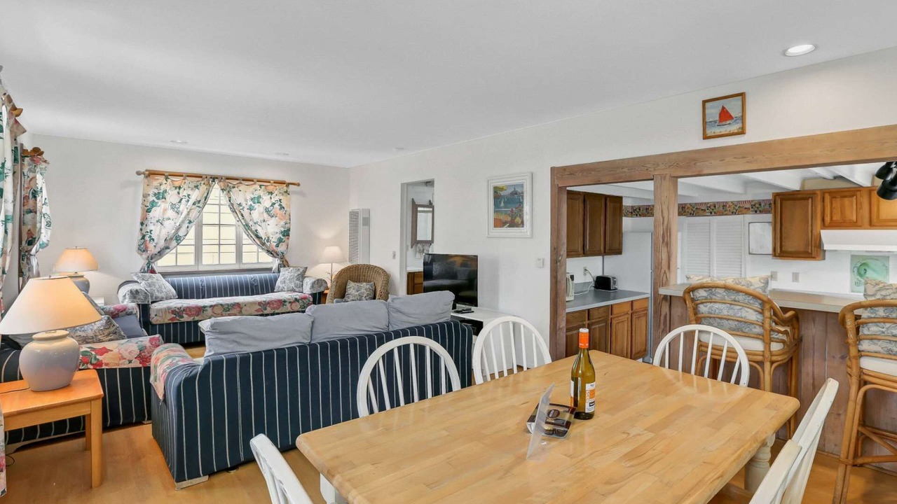 Photo of Bedroom in Balboa Island