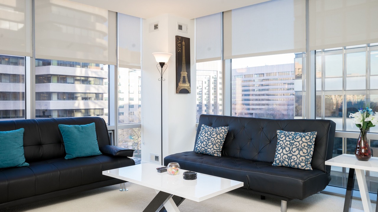 Photo of Livingroom in Crystal City