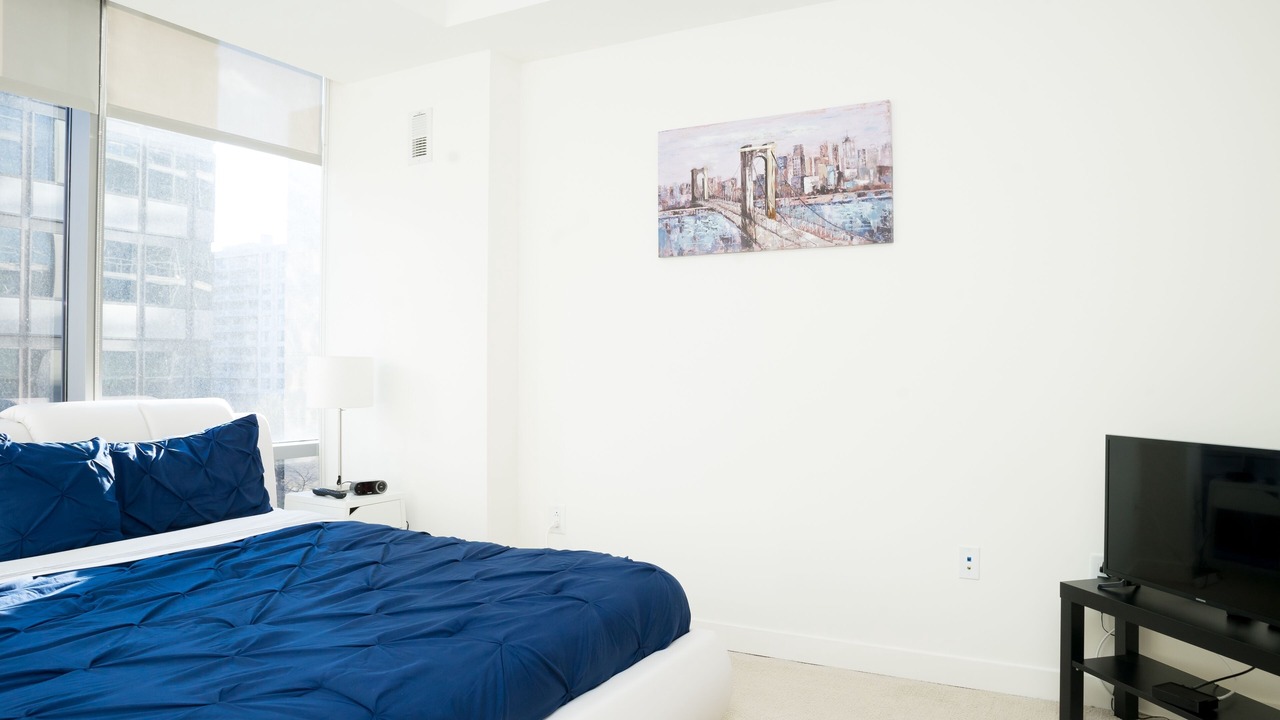 Photo of Bedroom in Crystal City