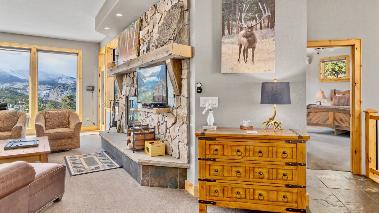 Photo of Bedroom in Windcliff Estates