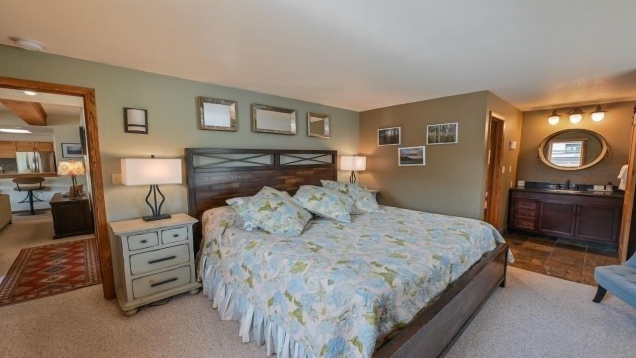 Photo of Bedroom in Crested Butte