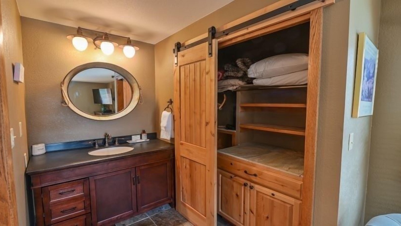 Photo of Bedroom in Crested Butte