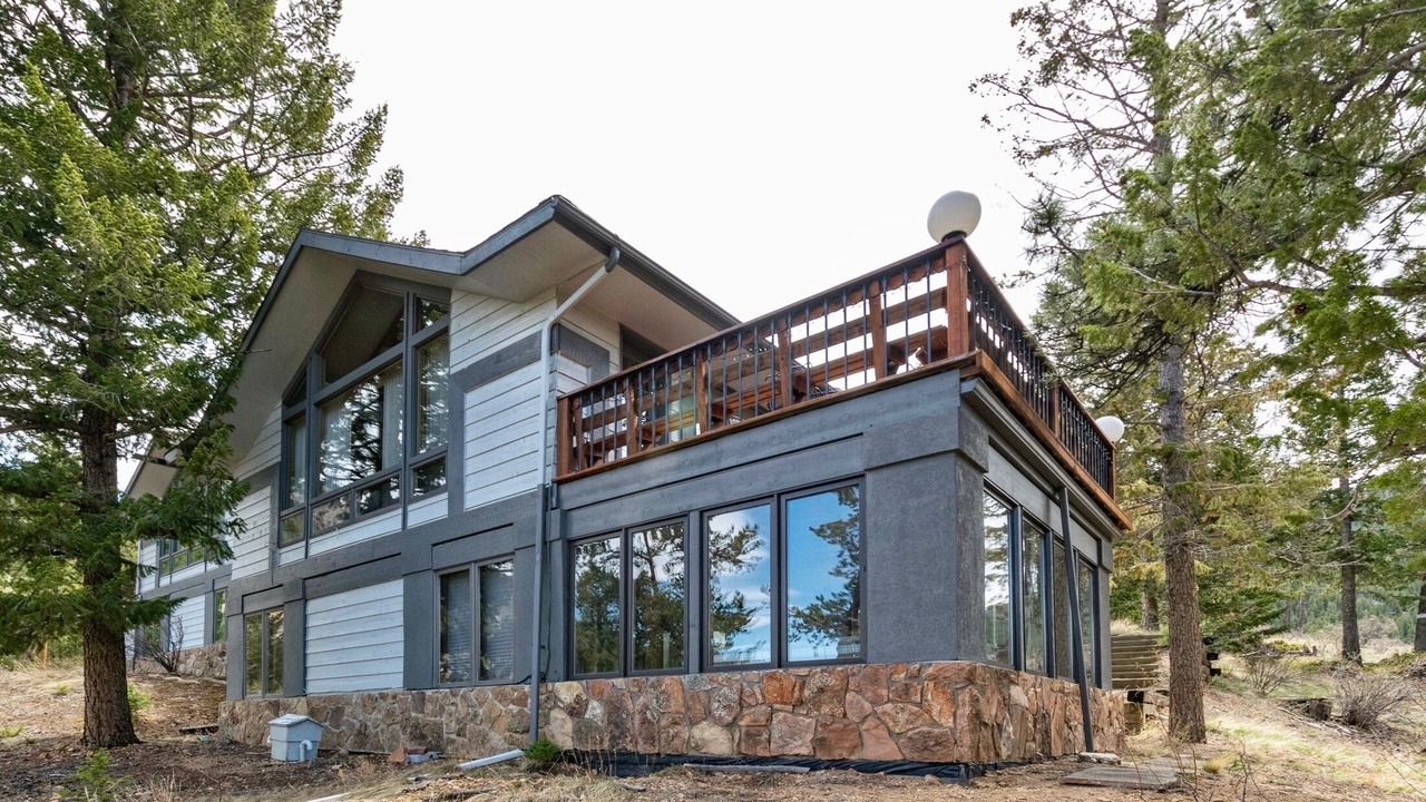 Photo of Outdoor in Windcliff Estates