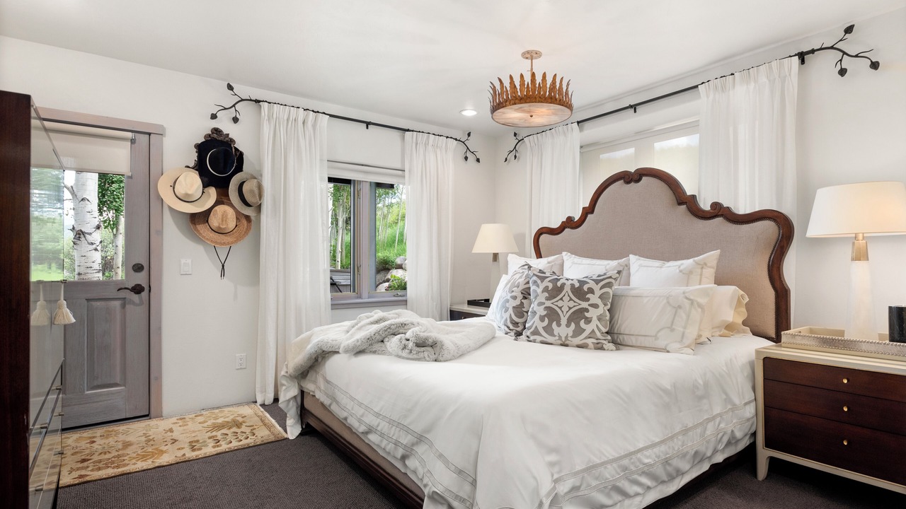 Photo of Bedroom in Snowmass Village