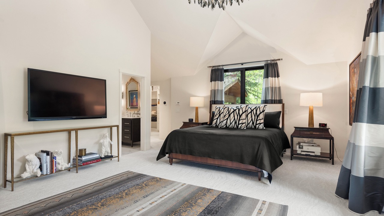 Photo of Bedroom in Snowmass Village