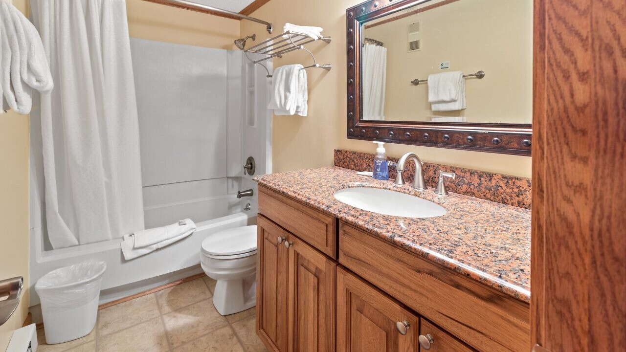 Photo of Bathroom in Snowshoe