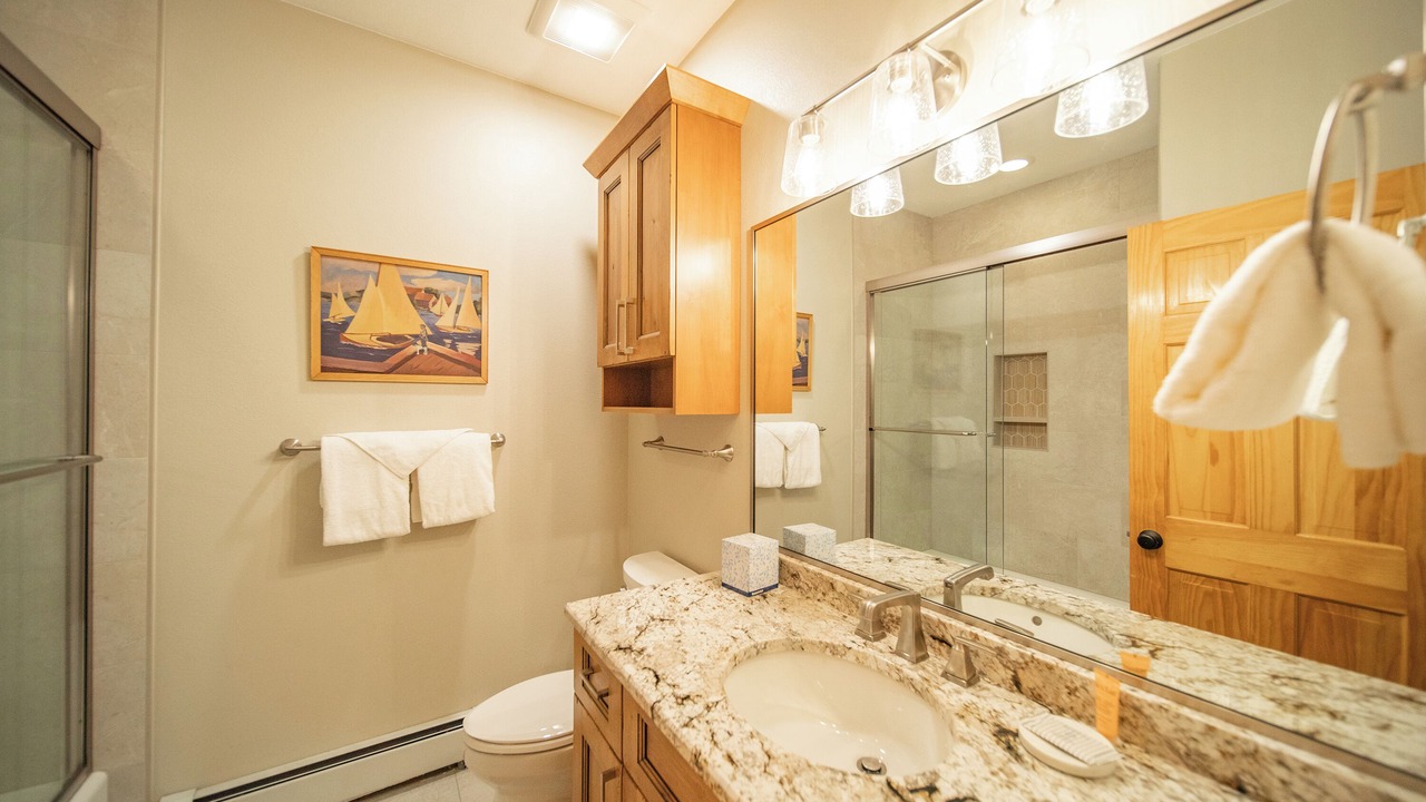 Photo of Bathroom in Mountain House