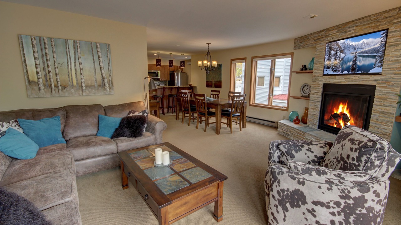 Photo of Bedroom in Mountain House