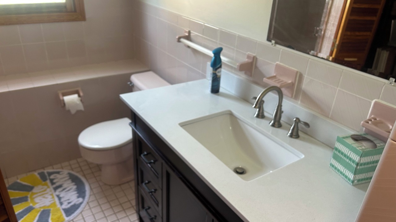 Photo of Bathroom in Eastward Look