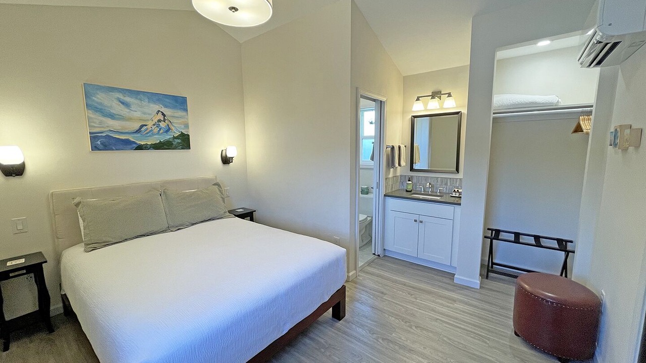 Photo of Bathroom in Overlook