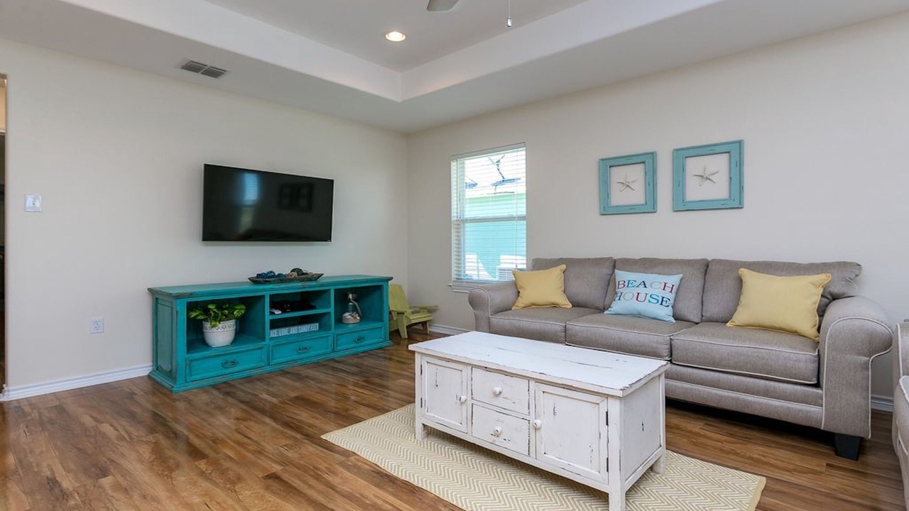 Photo of Livingroom in Rockport
