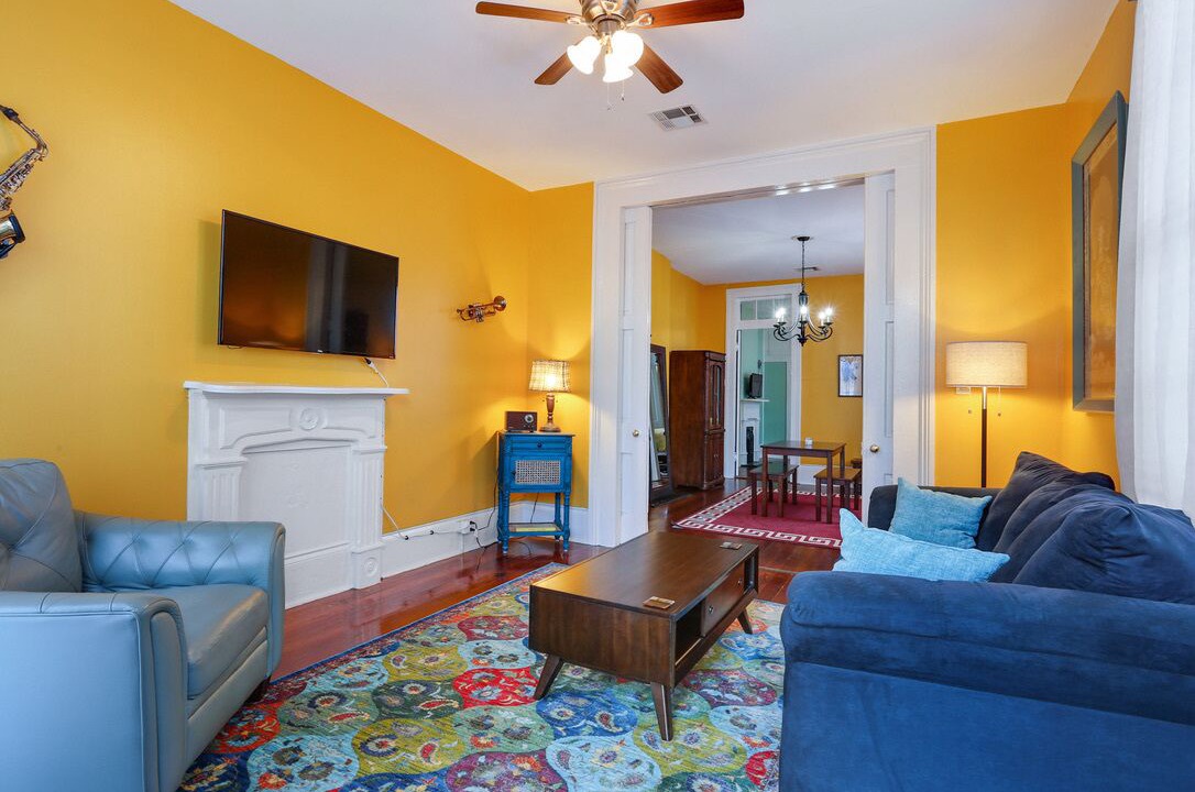 Photo of Livingroom in Algiers Point