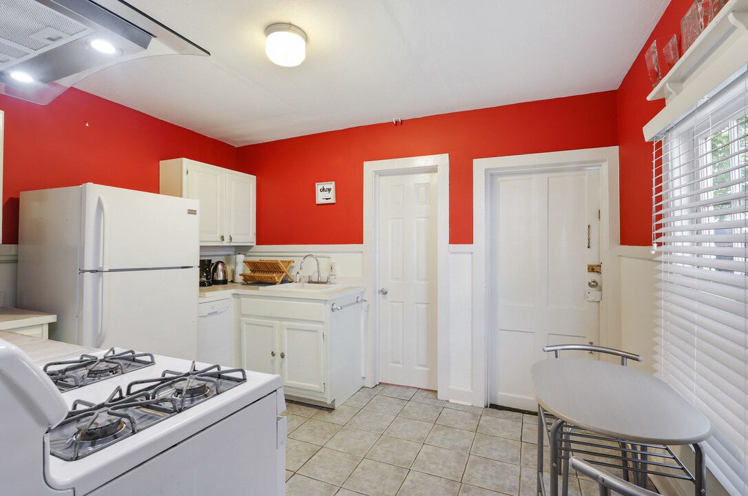 Photo of Kitchen in Algiers Point