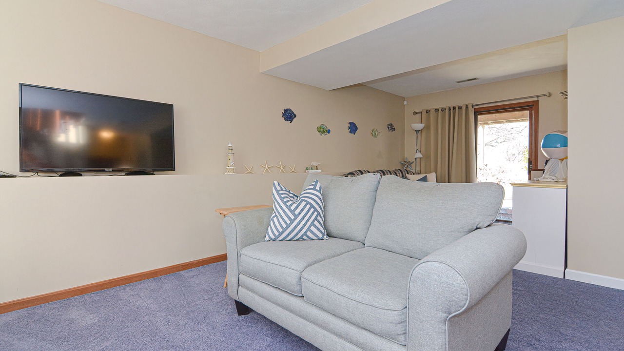Photo of Livingroom in Narragansett Pier