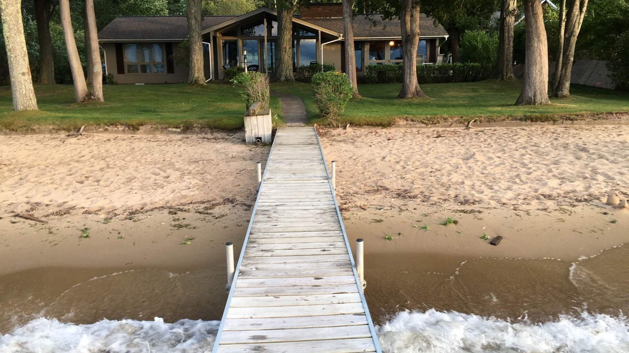 Photo of Outdoor in Maple City