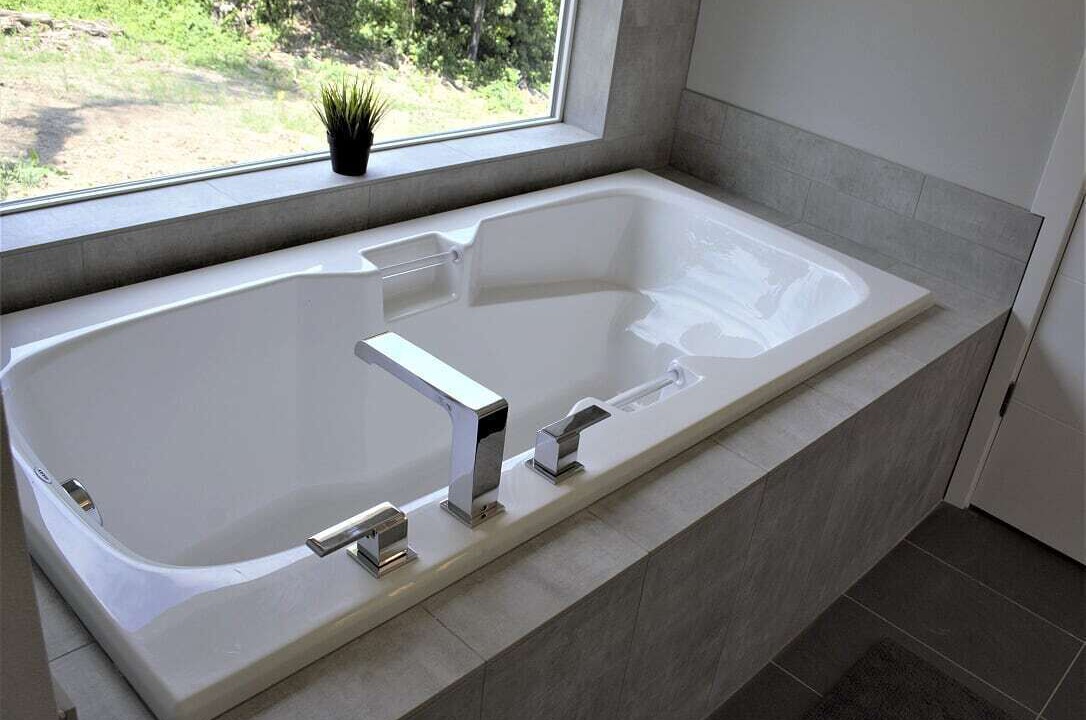 Photo of Bathroom in Marylhurst