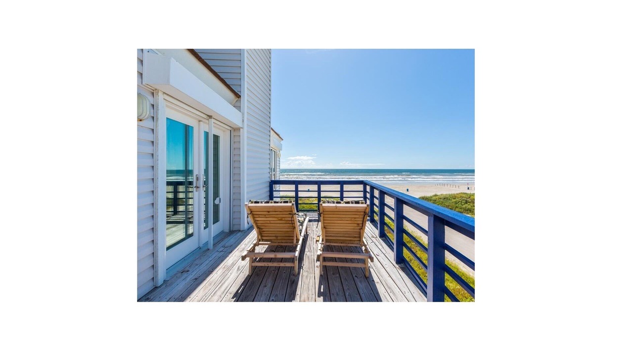 Photo of Patio Balcony in Terramar Beach