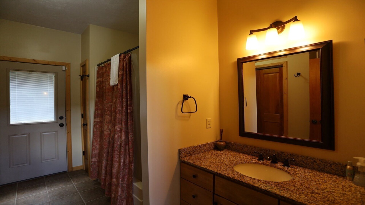 Photo of Bathroom in Thornton