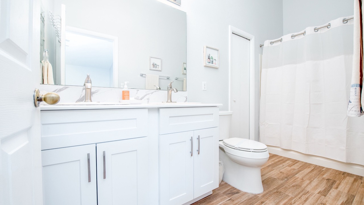 Photo of Bathroom in Davenport