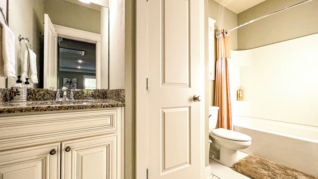 Photo of Bathroom in Edgehill