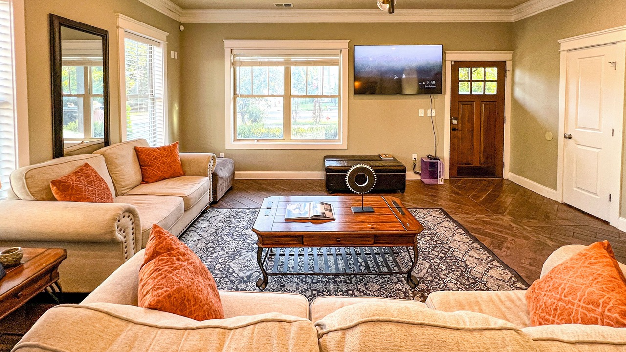 Photo of Livingroom in Edgehill