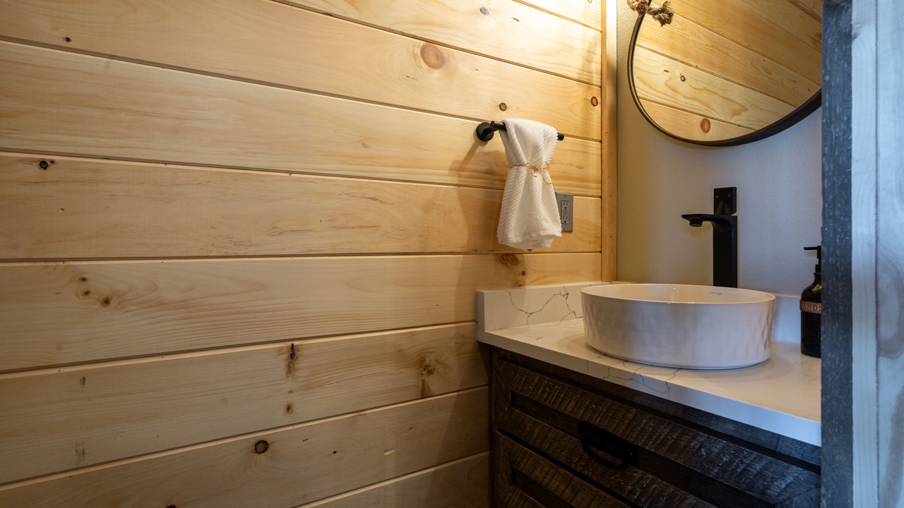 Photo of Bathroom in Ellijay