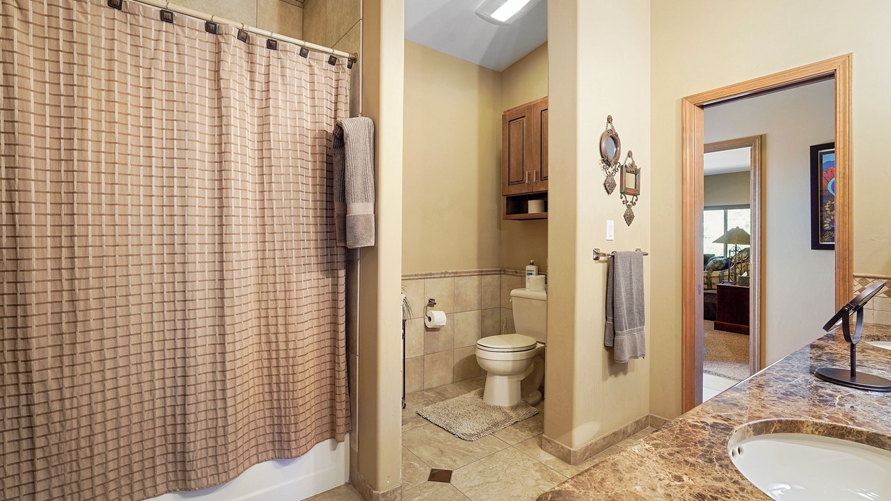 Photo of Bathroom in Foothills South