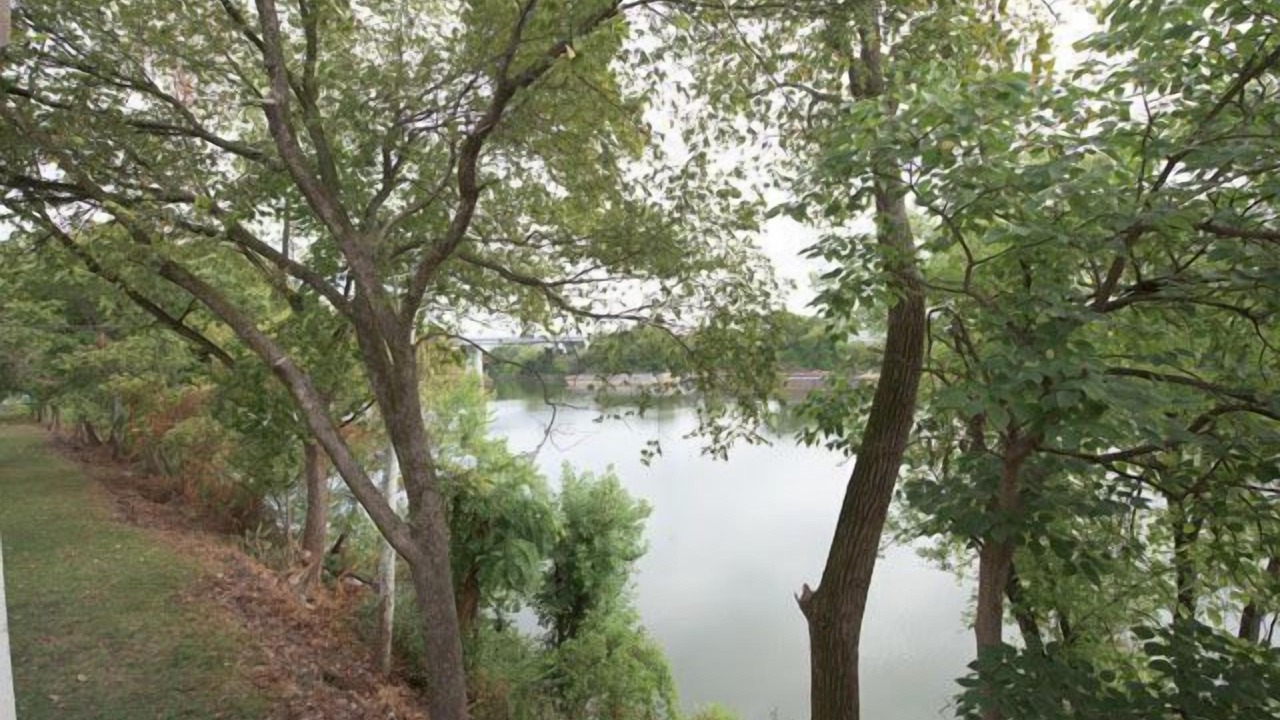 Photo of Outdoor in North Capitol