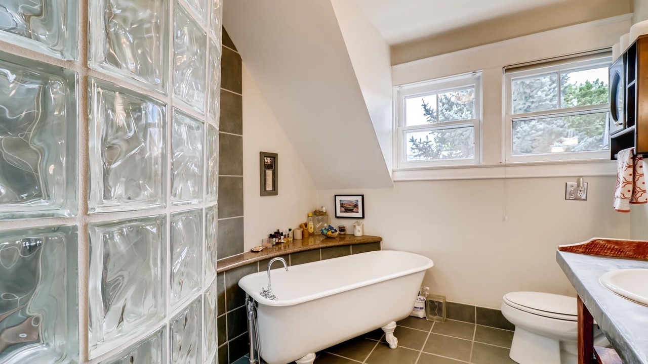 Photo of Bathroom in Whittier