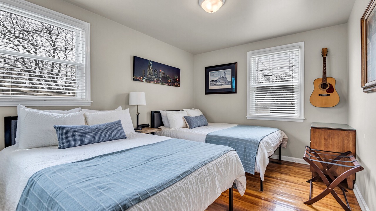 Photo of Bedroom in Urbandale Nations