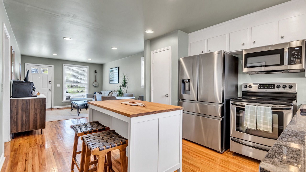 Photo of Kitchen in Urbandale Nations