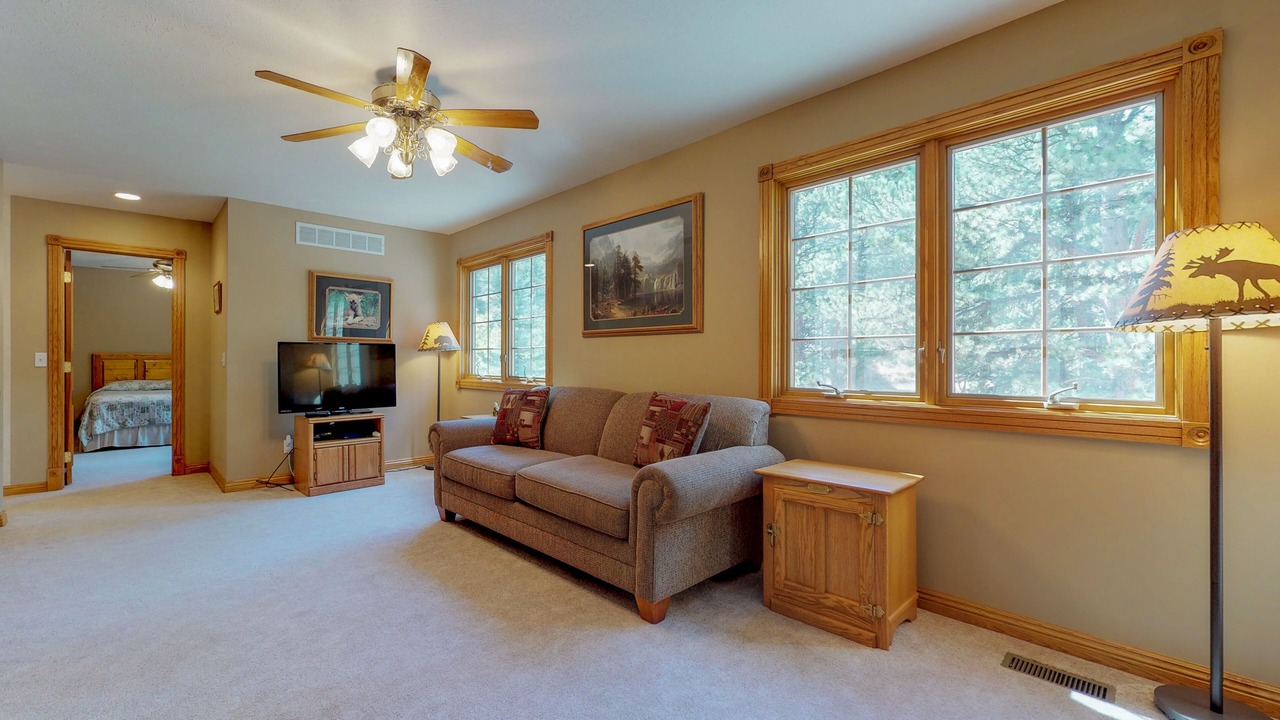 Photo of Livingroom in Estes Park