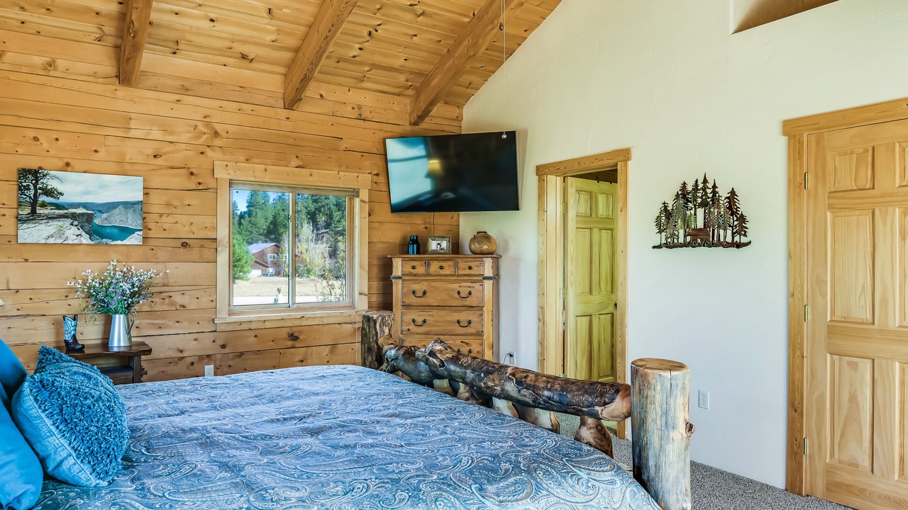 Photo of Bedroom in Pagosa Highlands