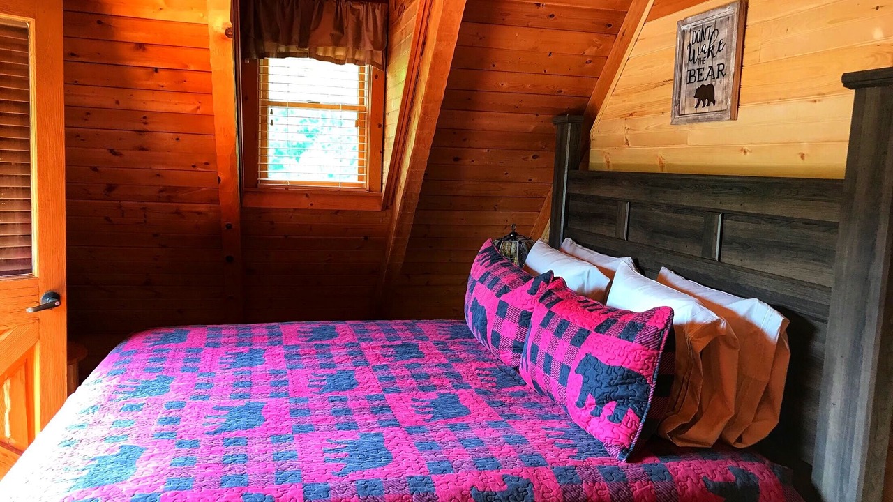Photo of Bedroom in Sevierville