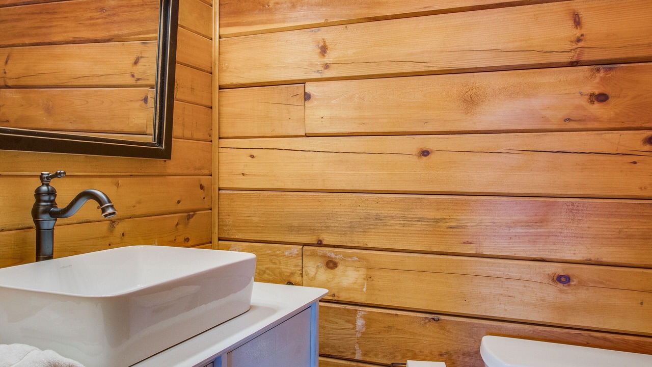 Photo of Bathroom in Baxter