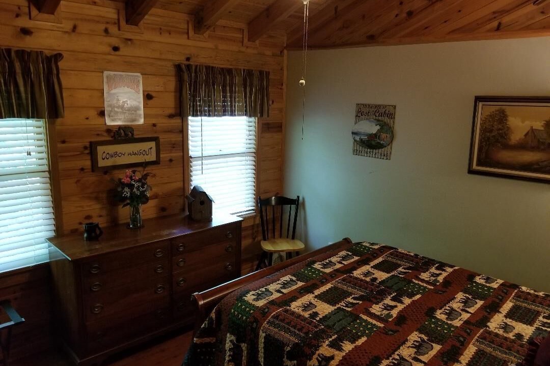 Photo of Bedroom in Ellijay