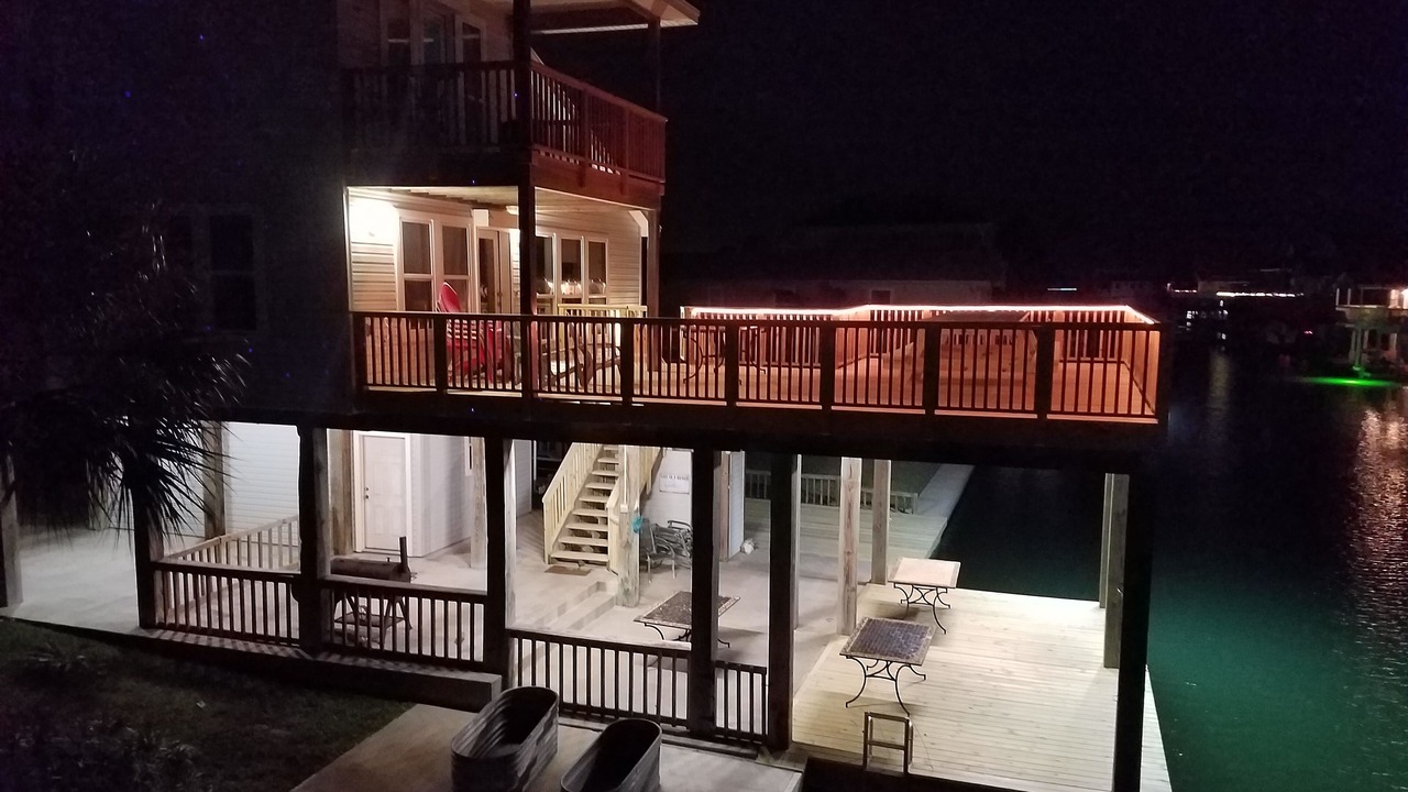 Photo of Patio Balcony in Jamaica Beach