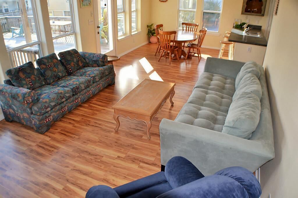 Photo of Livingroom in Jamaica Beach