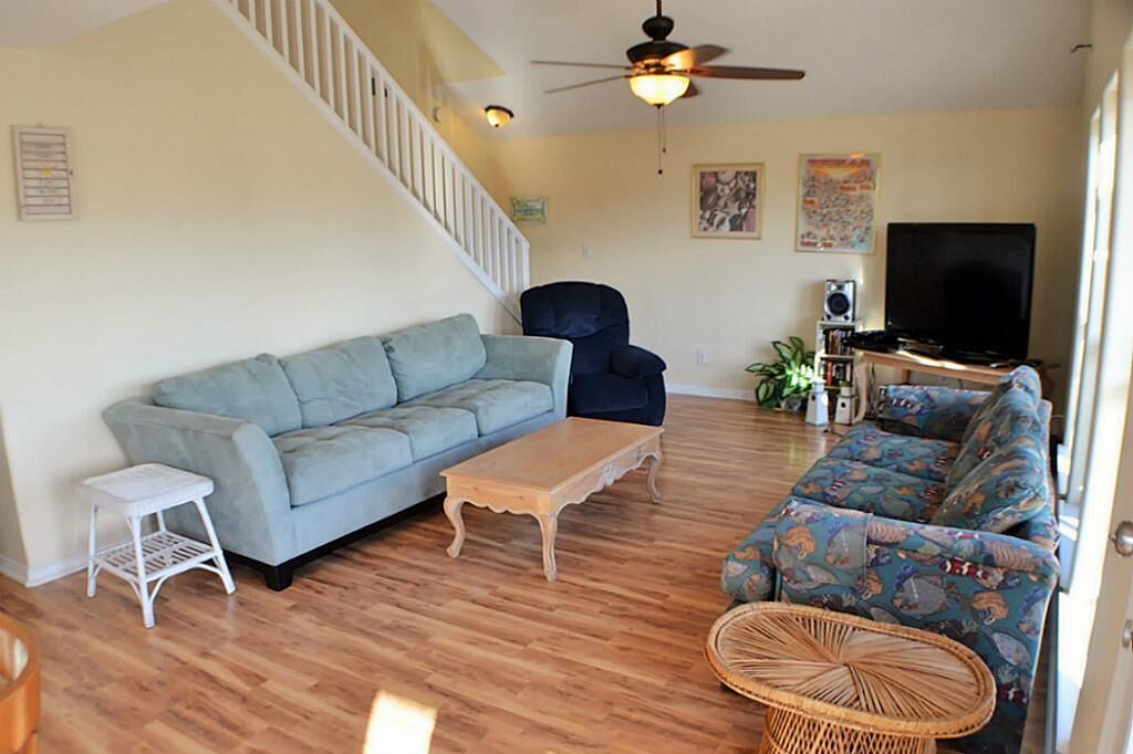 Photo of Livingroom in Jamaica Beach