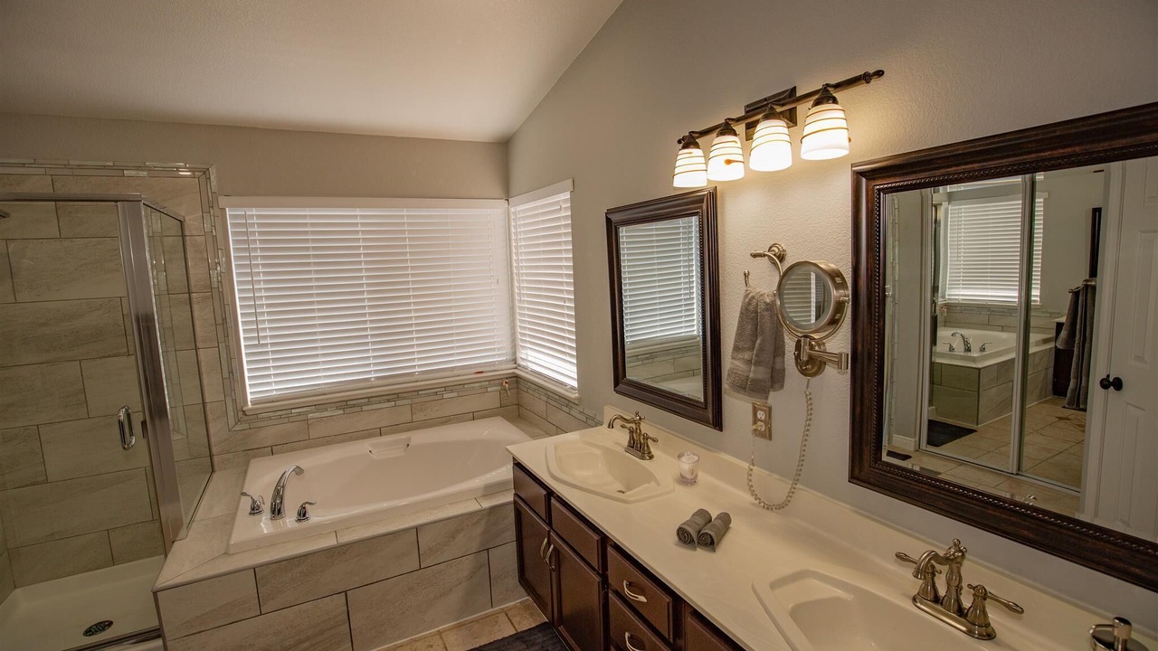 Photo of Bathroom in Paradise