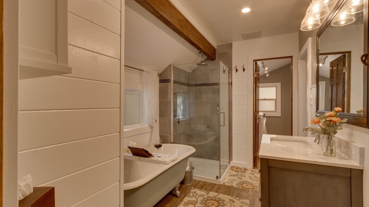 Photo of Bathroom in Tahoma