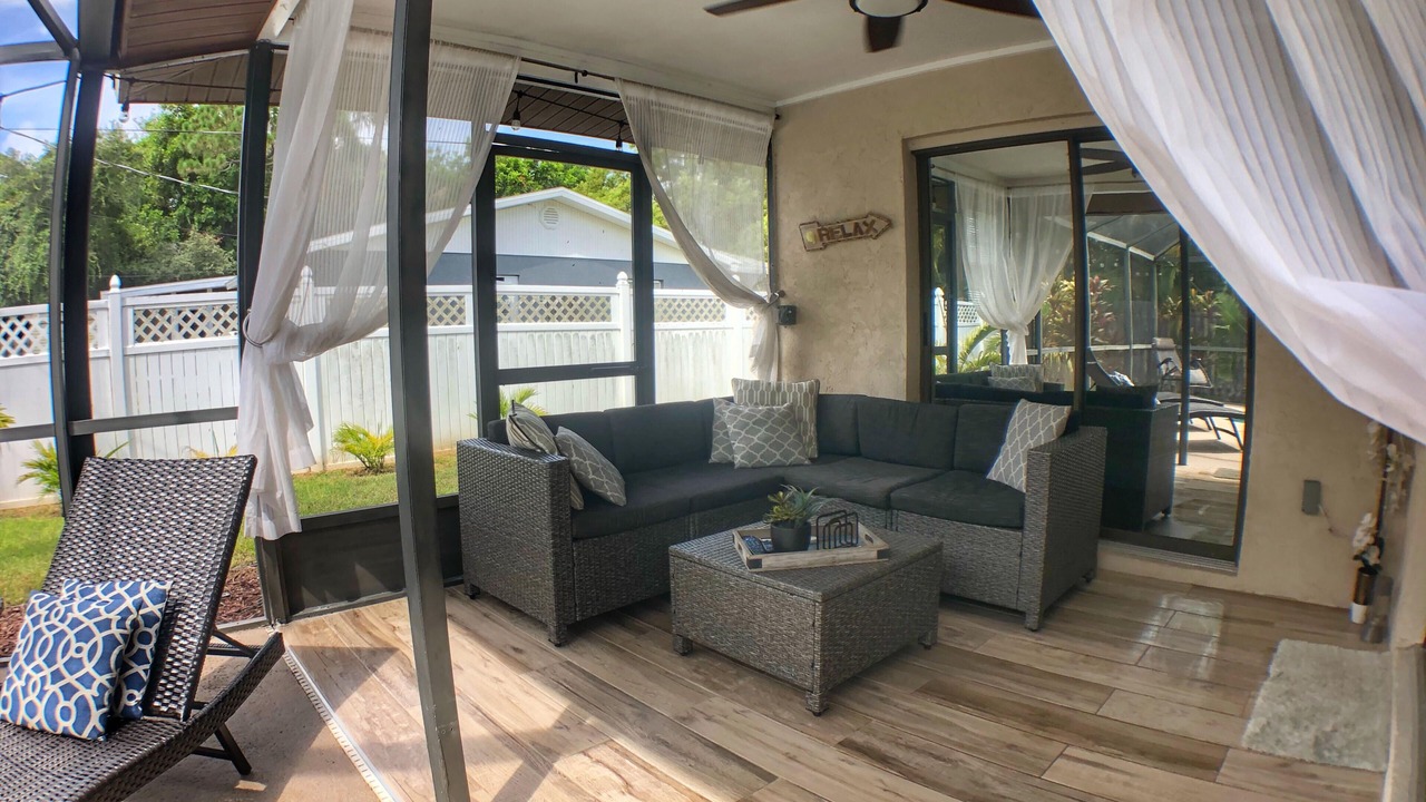 Photo of Patio Balcony in South Venice