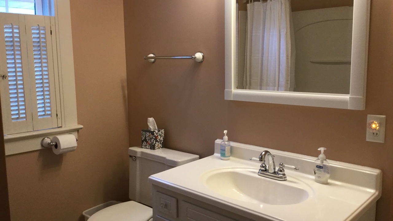 Photo of Bathroom in Huron