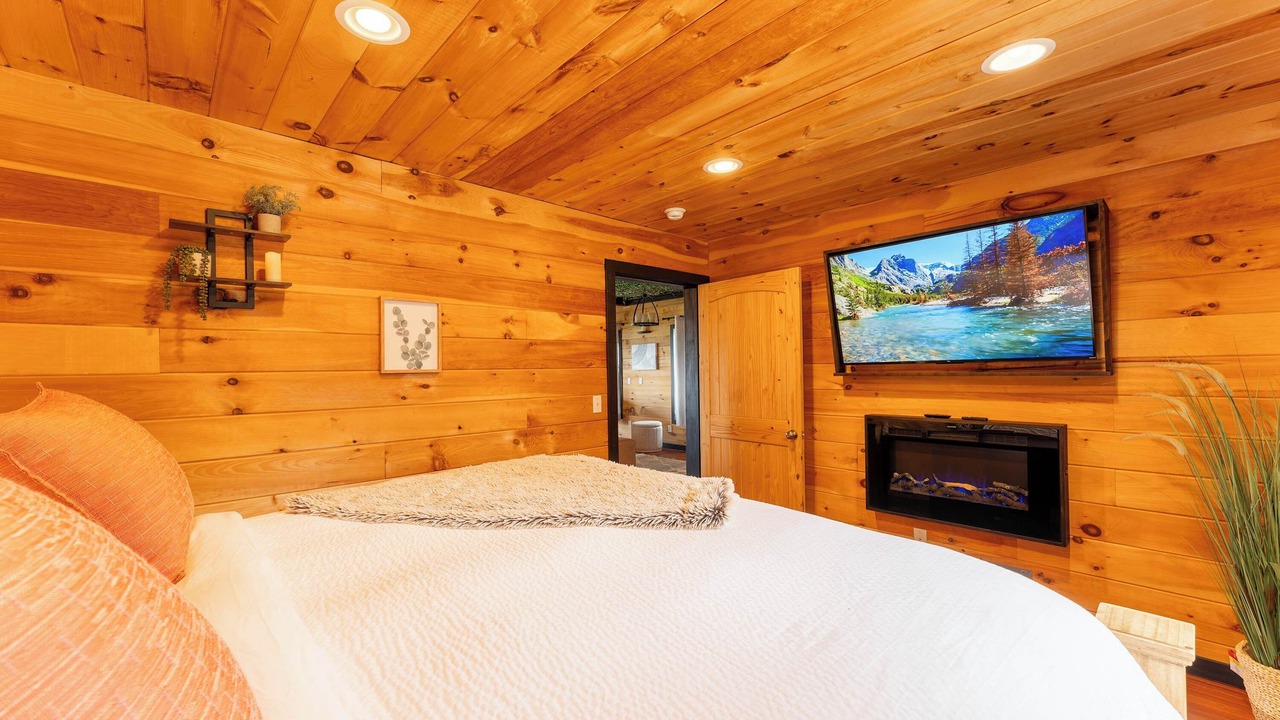 Photo of Bedroom in Bryant