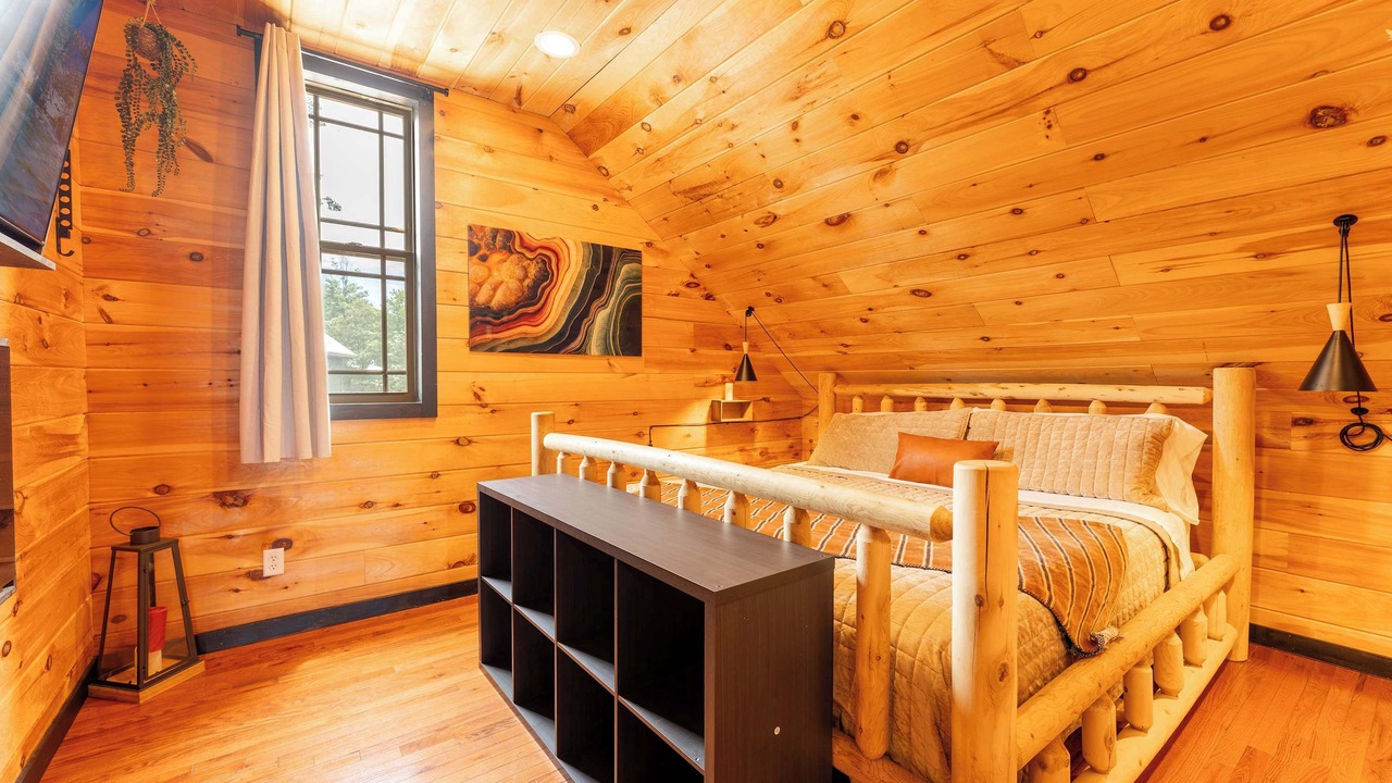 Photo of Bedroom in Bryant