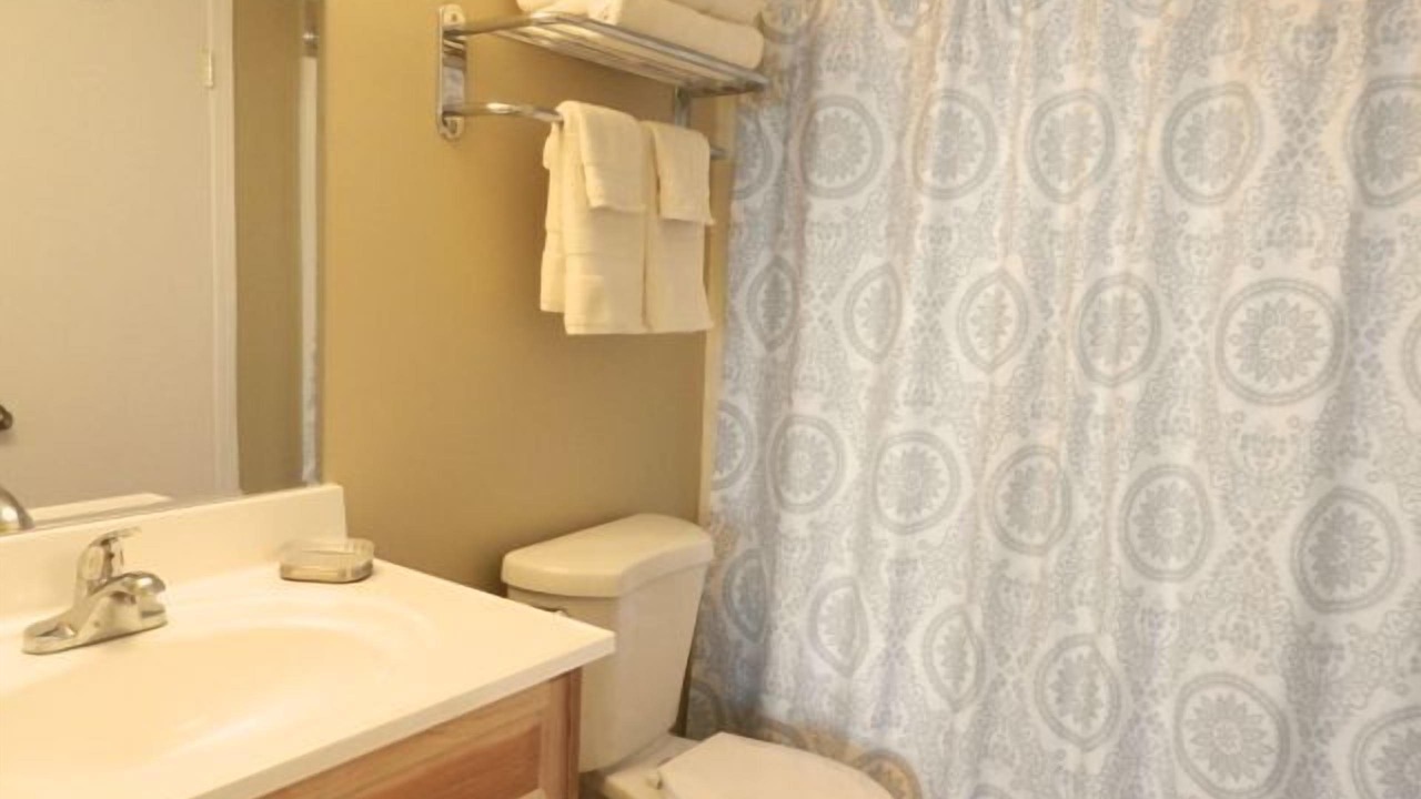 Photo of Bathroom in Chalet Village
