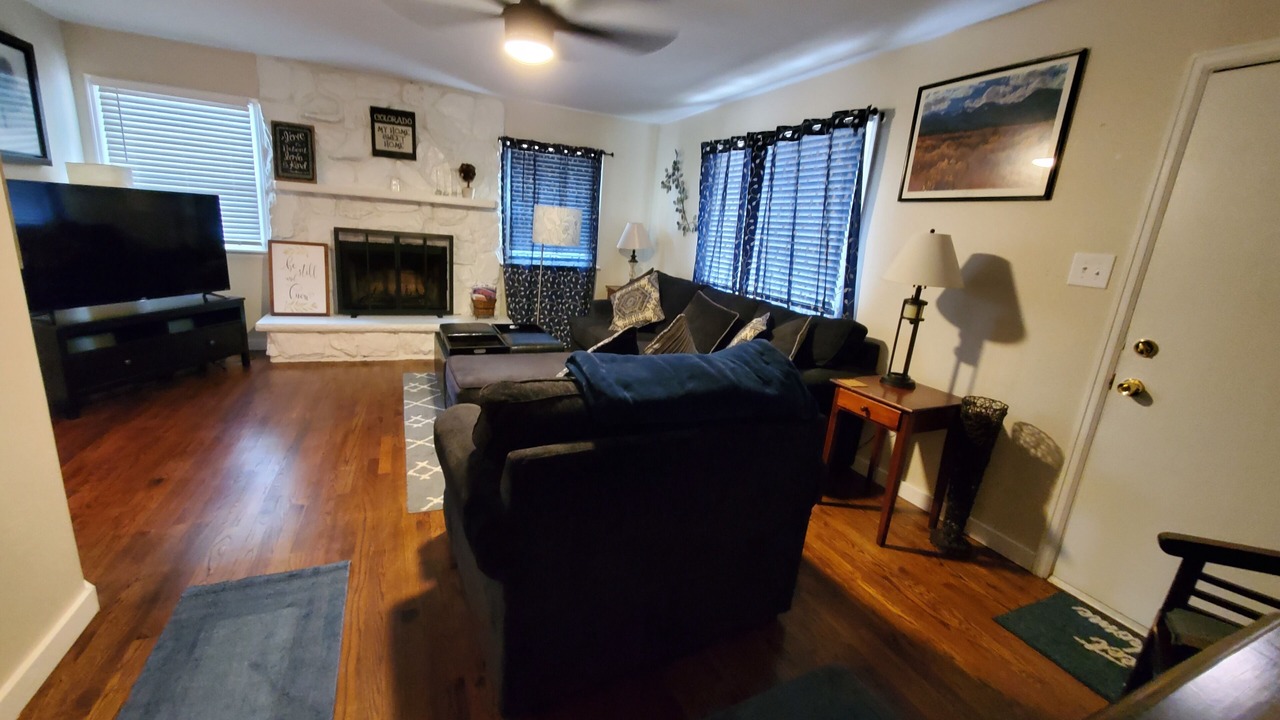 Photo of Livingroom in Littleton