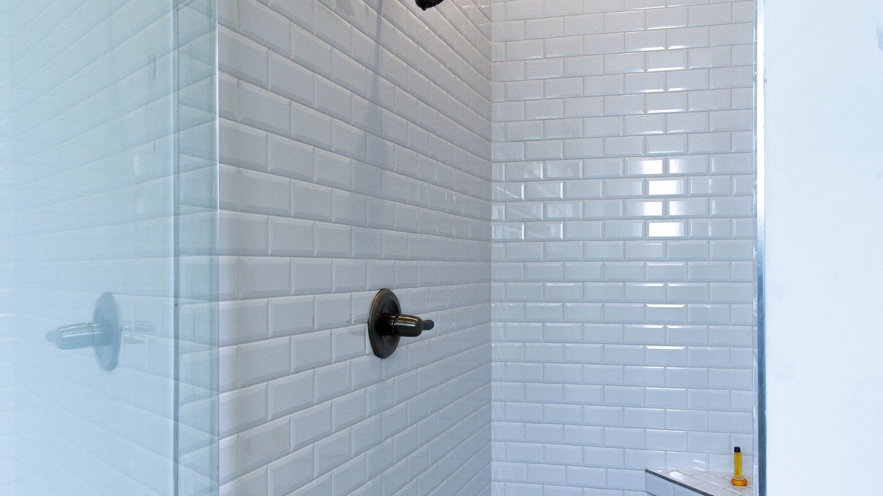 Photo of Bathroom in Urbandale Nations